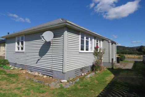 Photo of property in 16 Conlon Street, Reefton, 7830