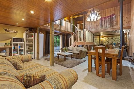 Photo of property in 112c Newton Road, Raglan, Te Mata, 3894