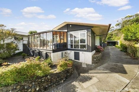 Photo of property in 22 Silverbirch Grove, Churton Park, Wellington, 6037