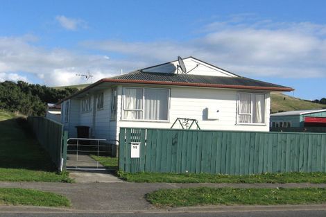 Photo of property in 91 Pikarere Street, Titahi Bay, Porirua, 5022