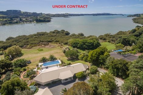 Photo of property in 11 The Lookout, Kerikeri, 0230