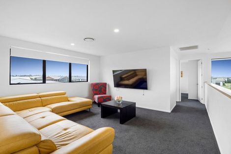 Photo of property in 1 Challow Court, Rolleston, 7615