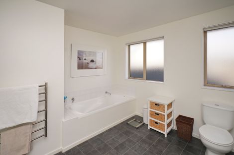 Photo of property in 28 Tosswill Road, Prebbleton, 7604