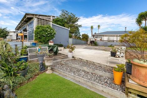 Photo of property in 21a Karaka Street, Merrilands, New Plymouth, 4312
