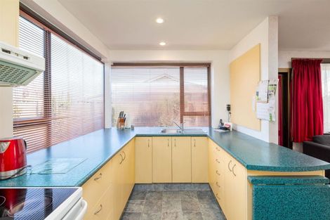 Photo of property in 1/62 Bowhill Road, New Brighton, Christchurch, 8083