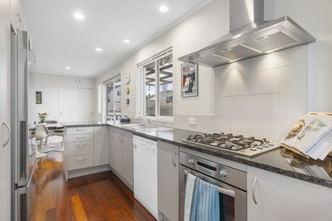 Photo of property in 30 Elliot Street, Howick, Auckland, 2014