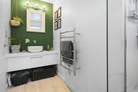 Photo of property in 4 Seddon Street, Ravensbourne, Dunedin, 9022