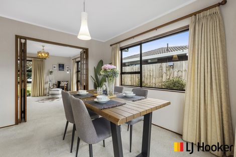 Photo of property in 12 Carlinka Place, Conifer Grove, Takanini, 2112