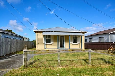 Photo of property in 40 York Street, Moera, Lower Hutt, 5010