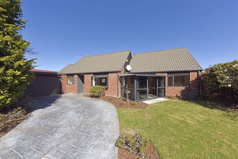 Photo of property in 28b Inglewood Place, Avonhead, Christchurch, 8042