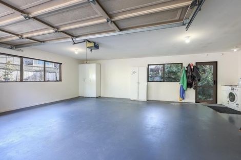Photo of property in 15 Margaret Henry Crescent, Oteha, Auckland, 0632