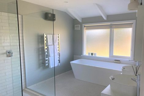 Photo of property in 29 Ferry Road, Martinborough, 5711