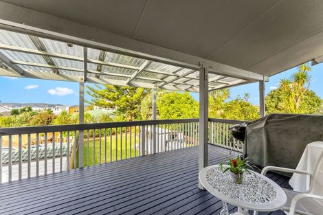 Photo of property in 34 Spinnaker Drive, Te Atatu Peninsula, Auckland, 0610
