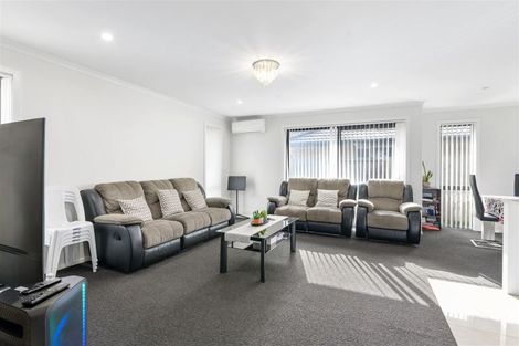 Photo of property in 287 Dixon Road, Fitzroy, Hamilton, 3206