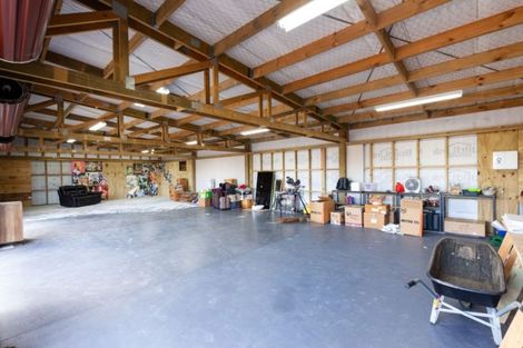 Photo of property in 421 Surrey Road, Tariki, Stratford, 4388