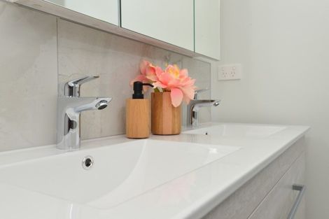 Photo of property in 6/47 Braid Road, Saint Andrews, Hamilton, 3200