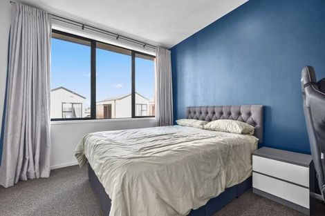 Photo of property in 14 Dignity Street, Papakura, 2110