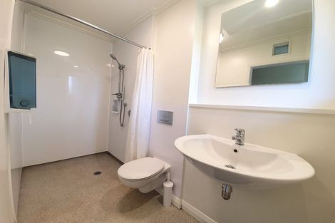 Photo of property in 184 Fitzherbert Avenue, West End, Palmerston North, 4410