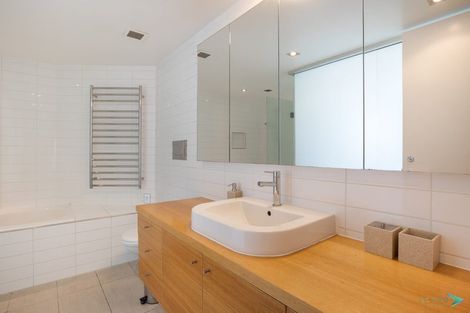 Photo of property in 4/137 Tamaki Drive, Mission Bay, Auckland, 1071