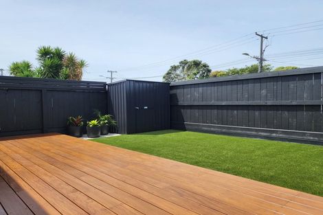 Photo of property in 140 Ngamotu Road, Spotswood, New Plymouth, 4310