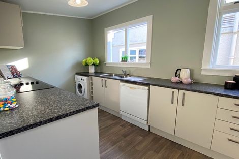 Photo of property in 107 Broadway, Carterton, 5713