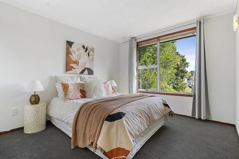 Photo of property in 15 Beeche Place, Birkdale, Auckland, 0626