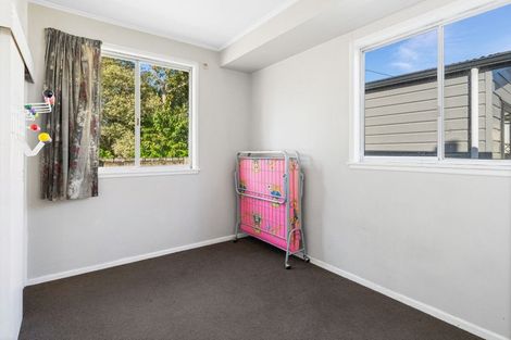 Photo of property in 41 Kawiu Road, Levin, 5510