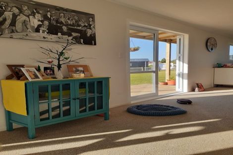 Photo of property in 713 Settlement Road, Hakaru, Wellsford, 0975