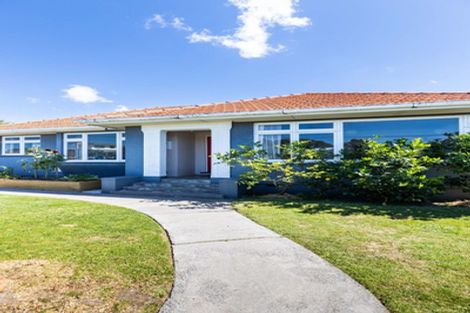 Photo of property in 2 Norman Street, Lower Vogeltown, New Plymouth, 4310