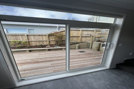 Photo of property in 28b Mana Esplanade, Paremata, Porirua, 5026