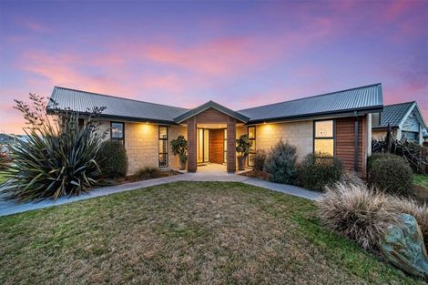 Photo of property in 2 Claremont Crescent, Amberley, 7410
