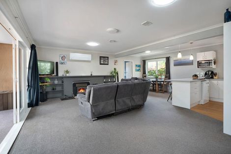 Photo of property in 30 Meihana Street, Takaka, 7110