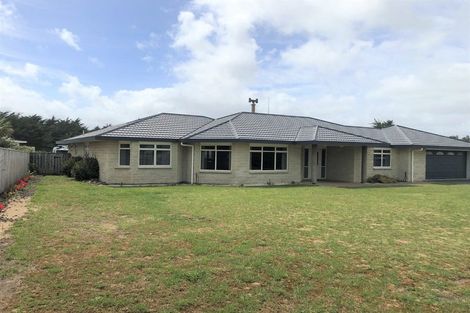 Photo of property in 44 Kent Avenue, Waitarere Beach, Levin, 5510
