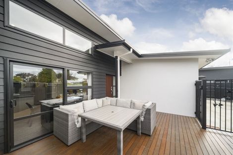 Photo of property in 116a Roy Street, Palmerston North, 4410