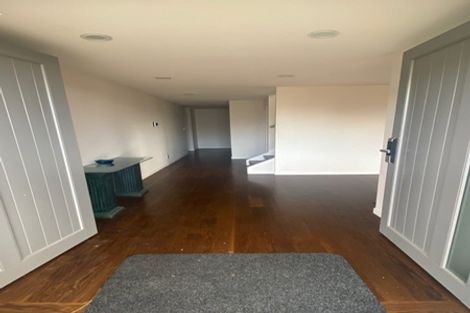 Photo of property in 70 Headland Drive, Long Bay, Auckland, 0630