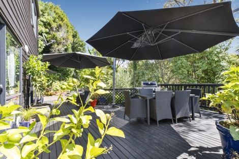 Photo of property in 1/121 Godley Road, Green Bay, Auckland, 0604