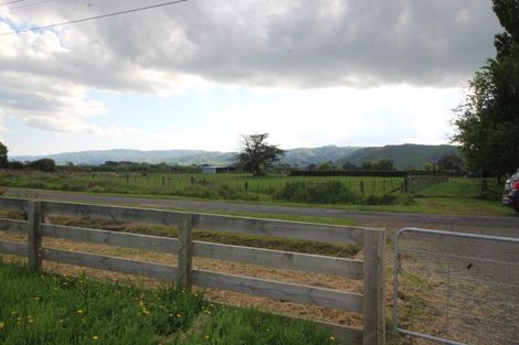 Photo of property in 28 Gordon Street, Woodville, 4920