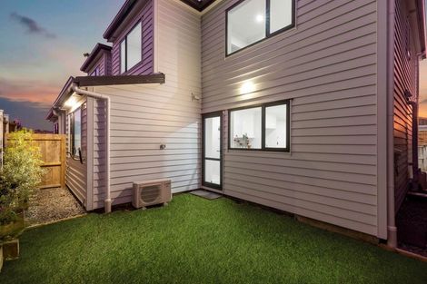 Photo of property in 664b Pakuranga Road, Howick, Auckland, 2010