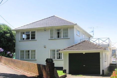 Photo of property in 6 Anderson Terrace, Mount Cook, Wellington, 6021