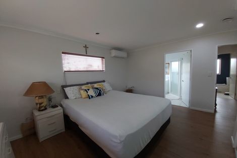 Photo of property in 15 Courtvale Place, Flat Bush, Auckland, 2019
