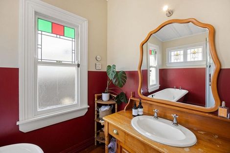 Photo of property in 31 Clare Street, Cambridge, 3434
