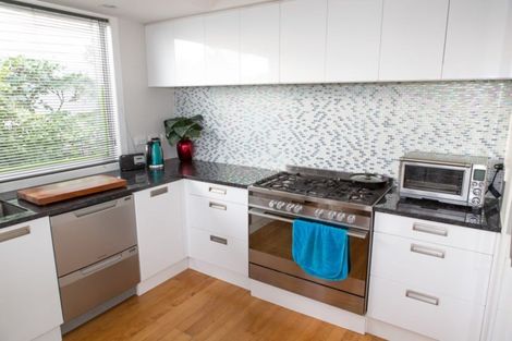 Photo of property in 83 Motuhara Road, Plimmerton, Porirua, 5026