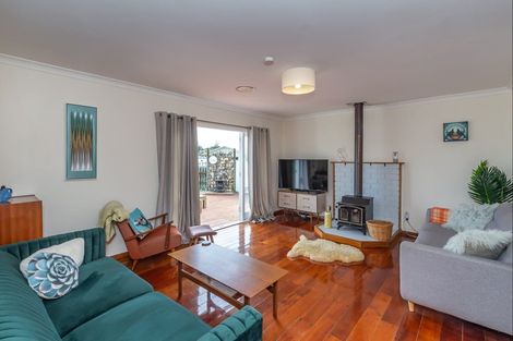 Photo of property in 12 Te Kiri Street, Himatangi Beach, Foxton, 4891