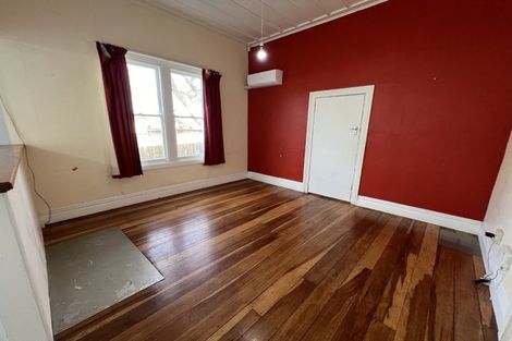 Photo of property in 79 Waldegrave Street, Palmerston North, 4410