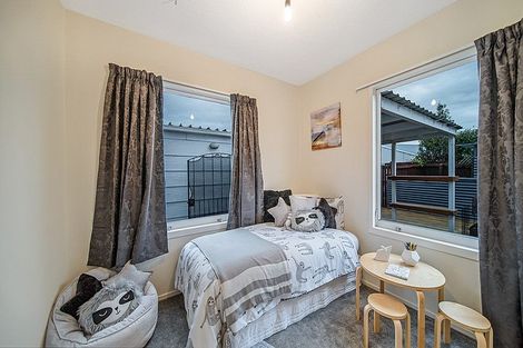 Photo of property in 12a Genista Place, Parklands, Christchurch, 8083