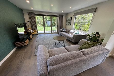 Photo of property in 11 Glen Road, Raumati South, Paraparaumu, 5032