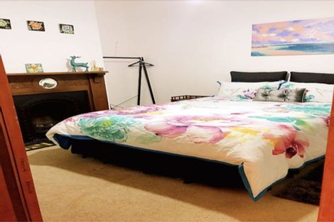 Photo of property in 129 Grant Road, Thorndon, Wellington, 6011