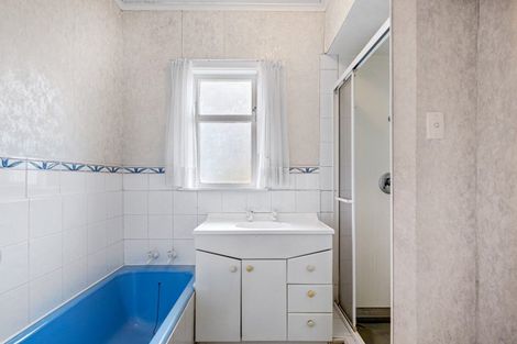 Photo of property in 4 Milton Street, Stokes Valley, Lower Hutt, 5019