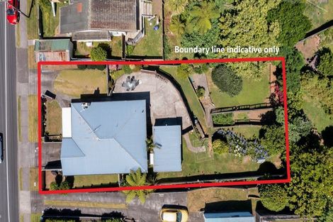 Photo of property in 77 Omata Road, Marfell, New Plymouth, 4310
