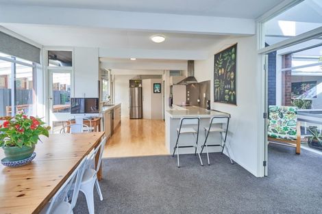 Photo of property in 24 Erin Street, Hokowhitu, Palmerston North, 4410